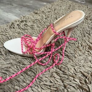 Brand new fashionnova tie leg heels.